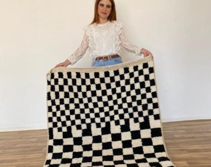 Checkred Carpet Handmade  Hallway " Wool " Shaggy  Carpet Checkerboard Runner  Black & White