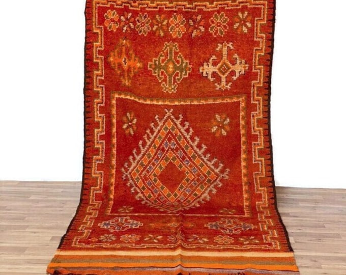 4.5x10 ft,Large Red Moroccan Rug,Soft Wool Area Rug,Moroccan Woolen Rug,Living Room Accent,Berber Graftsmaship,Farmhouse Decor