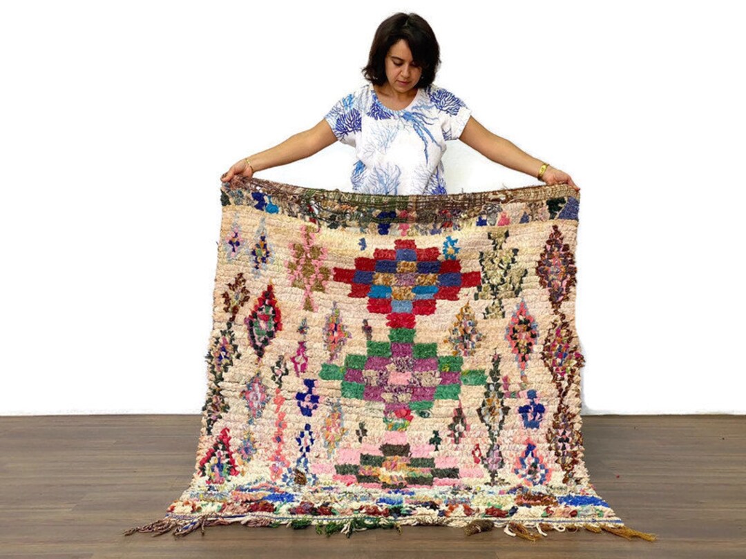 Stunning Rug Handmade Carpet Rug for Living Room 4.7'x4'feet Berber