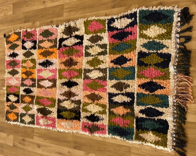 Diamond Pattern Carpet "BENI Ourain" Authentic Rug 5'5'x2.7' FT Handmade  Colorful Hallway "Yarn And Cotton''