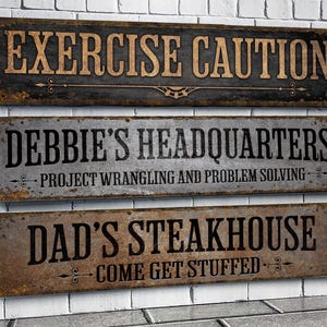 Customizable Rusty Metal Sign: Vintage Style Street Sign