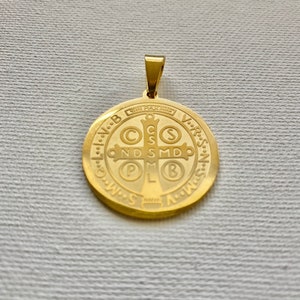 Medalla grande de San Benito, medalla cruzada de San Benito para la  protección del hogar, protección del mal, medalla católica, medalla cruzada  sobre la puerta de entrada -  México