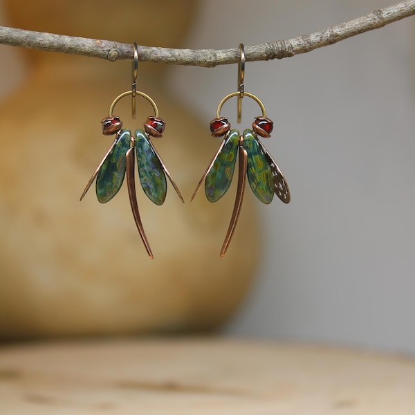 Tiefblaue Libellen-Anhänger * Schmuck mit Insektenmotiv * Handgefertigtes Geschenk für Naturliebhaber