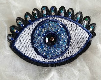 Lucky Eye Brooch - White