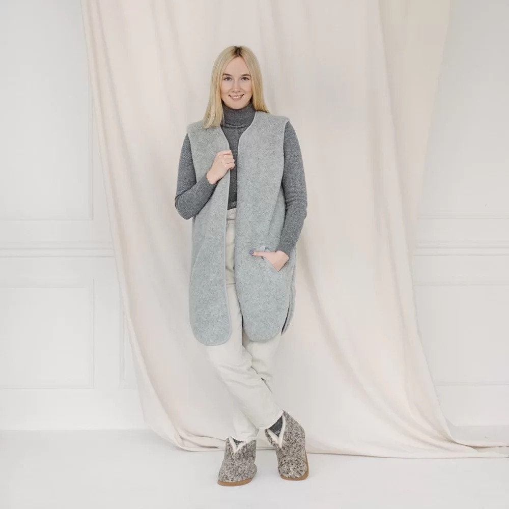 Merino wool vest for women, high quality wool vest for women, long wool vest. Hand-made wool vest.
