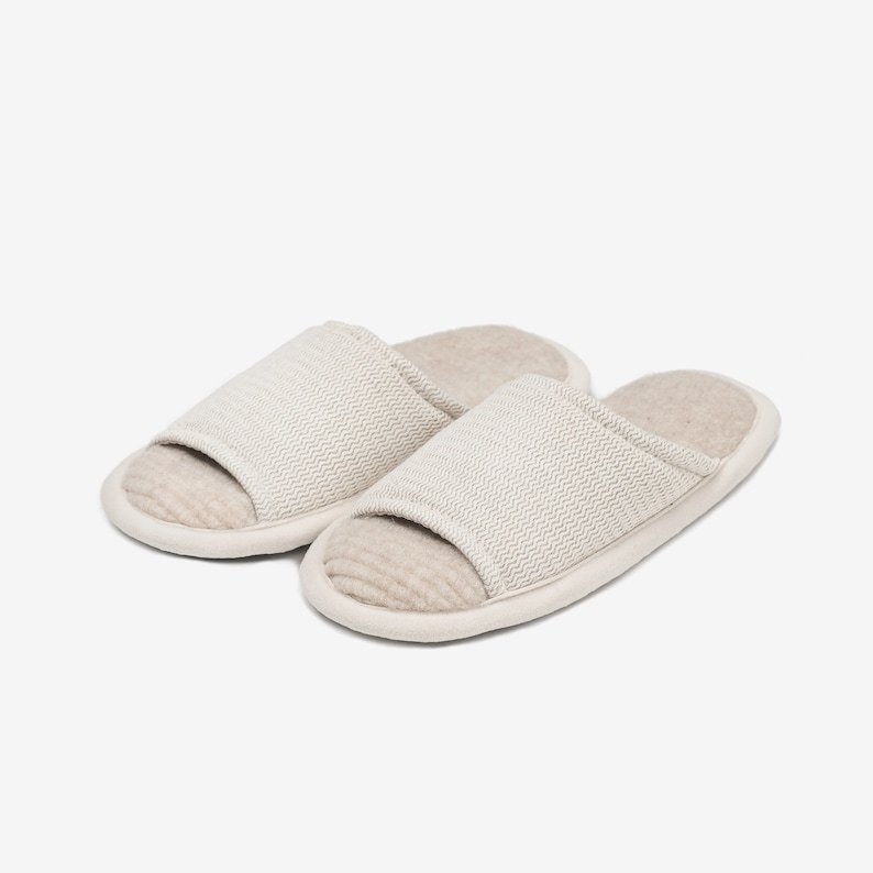 Merino wool slippers with linen top, Perfect wool slippers for summer, Beige color home shoes, Open front slippers, Suitable for women and men