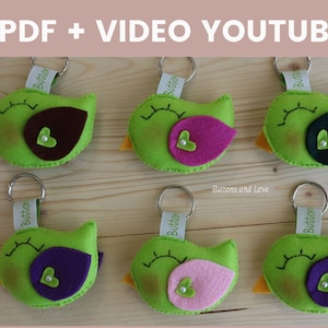 PATTERN and VIDEO TUTORIAL Birds in felt keychain wedding favor idea. Original and useful gift idea and gadget.