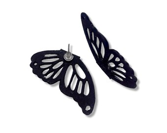 Small Butterfly stud earrings. (Pienet perhos nappikorvakorut.)