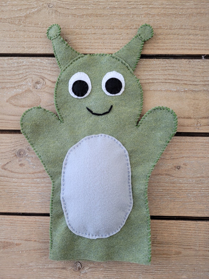 Oval Puppet Handmade Felt Alien Puppet & Storybook Set: Preschool Learning Toy - Etsy