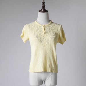 yellow pointelle button neck top / s