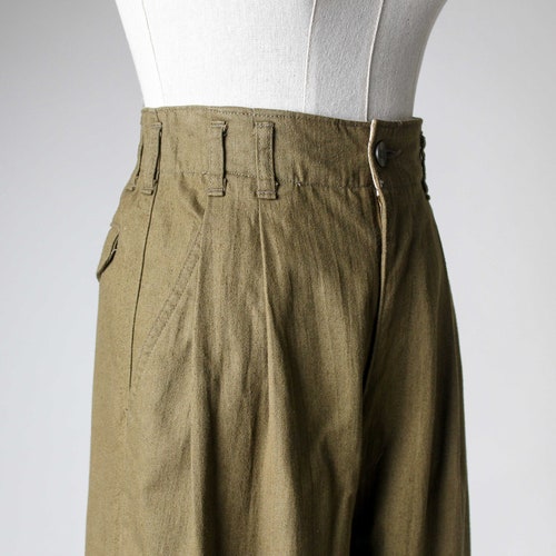 Military green pleated pants / 2024 27