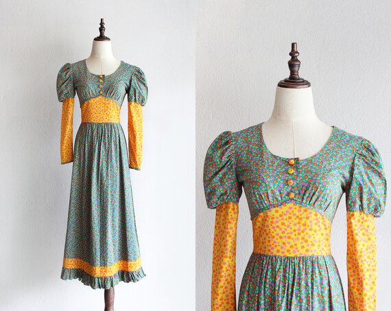 70s floral prairie dress / puff sleeve maxi dress