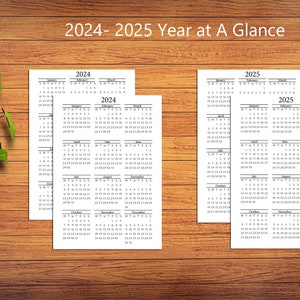 Calendario stampabile 2024-2025 con un'occhiata all'anno - Mezza lettera, CP Petite - Inizio domenica e lunedì