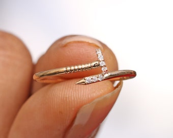Natural Diamond Spike Ring, Diamond Claw Ring, Dainty Gold Ring, 14k Gold Spike Ring, Diamond Stackable Ring, Micro Pave Ring, Gift for Her