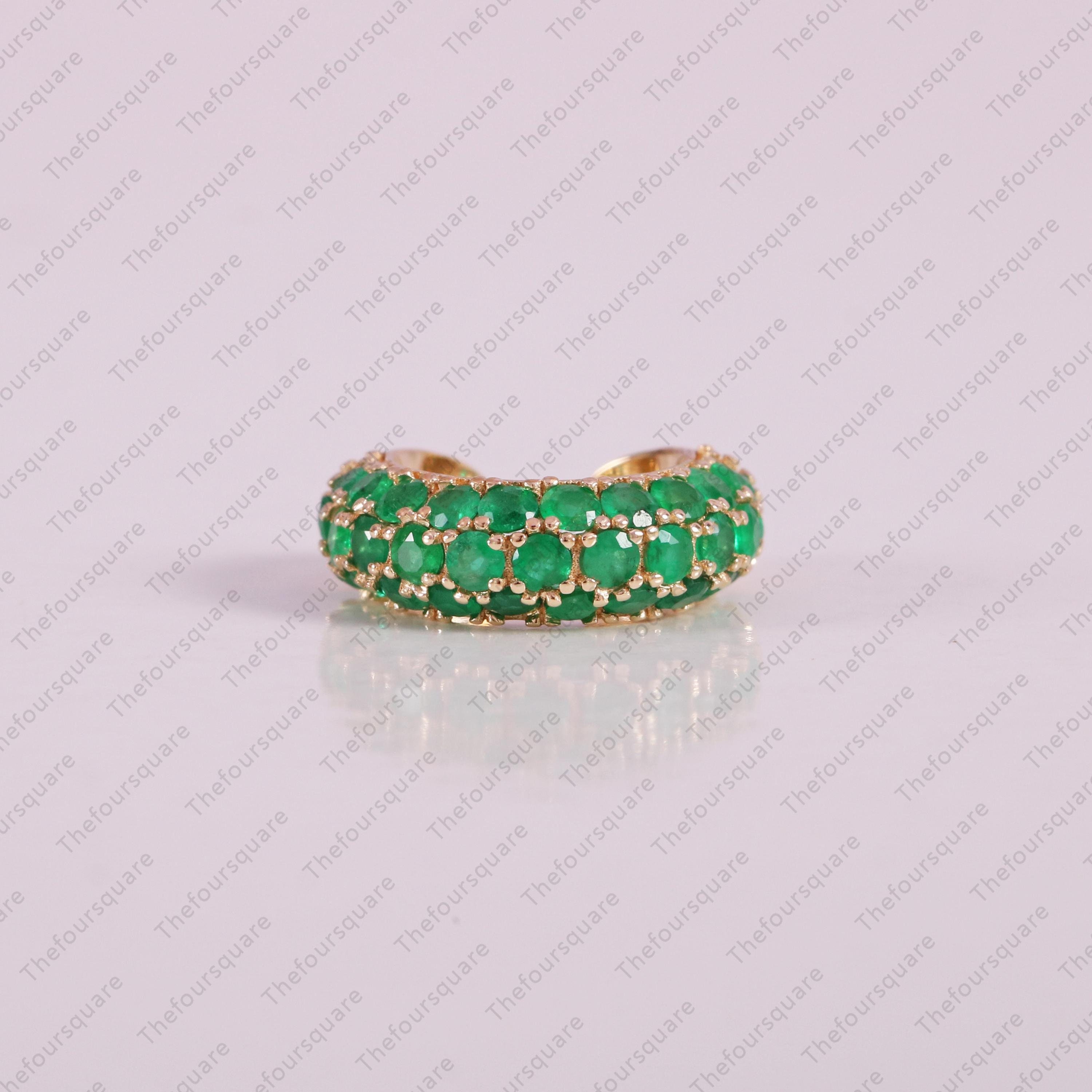 Emerald drielaagse manchetoorbel, natuurlijke smaragdgroene brede oormanchet, 14k massief gouden kraakbeenoorbel, mei geboortesteenoorbel, cadeau voor haar