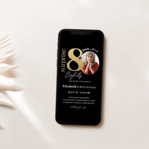 Schwarz Gold Überraschung 80. Geburtstag Elektronische Einladung mit Foto Digital 80 Jahrestag Invite Surprise Eighty Years Party Phone Evite