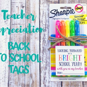 Looking Forward to a Bright Year Teacher Highlighters Tag, Printable Download,  Back to School Gift, First Day of School, DIY Teacher Gift