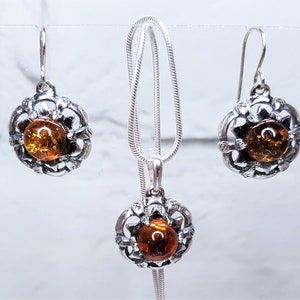 Parure de bijoux en argent avec pierre de soleil de la Baltique - boucles d'oreilles - collier - bague - sur commande - bijoux lettons - bague lune lettone - bijoux cadeau femme