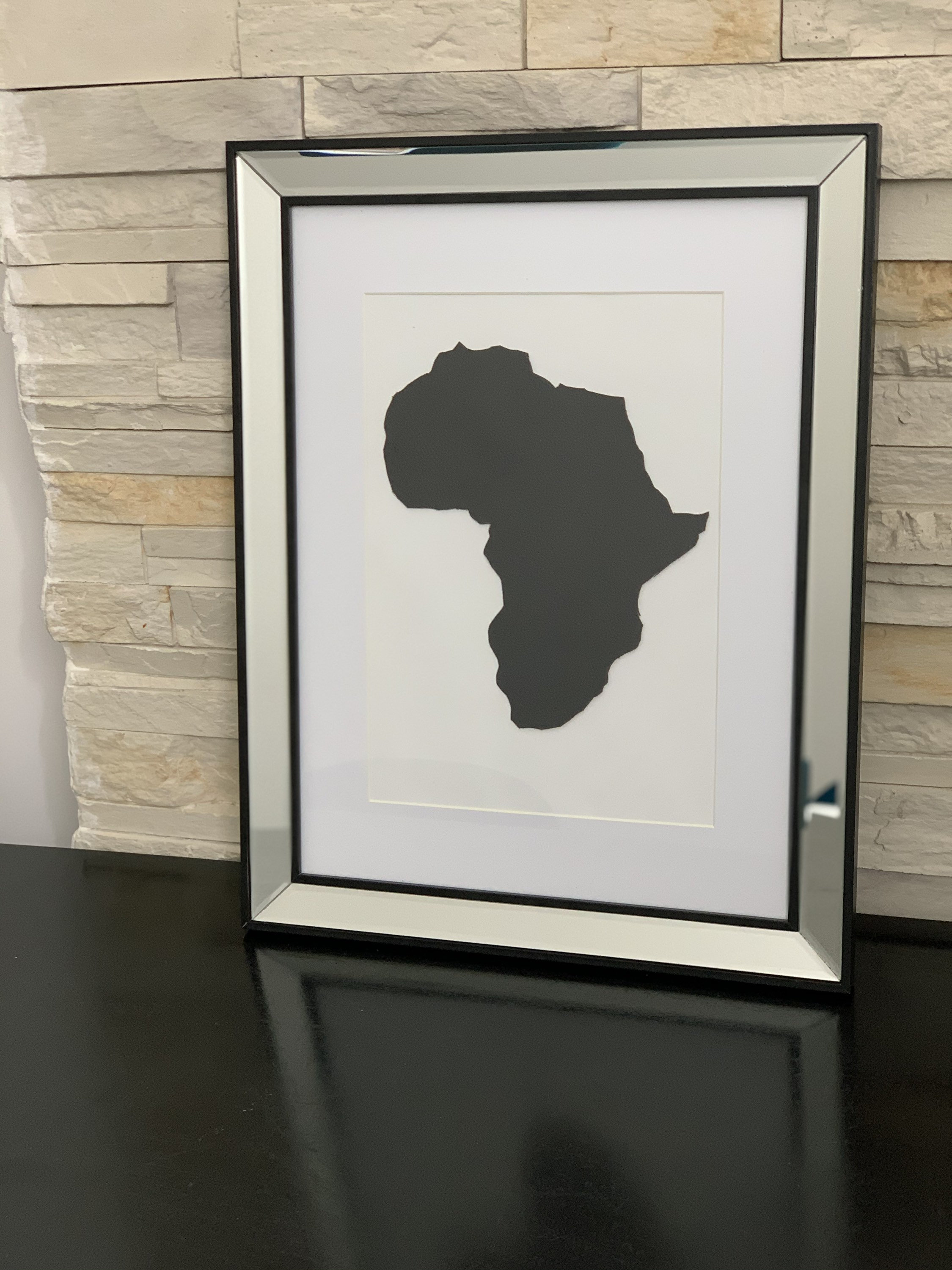 Cadre Miroir- Décoration Carte Afrique en Similicuir Noire - 4030cm