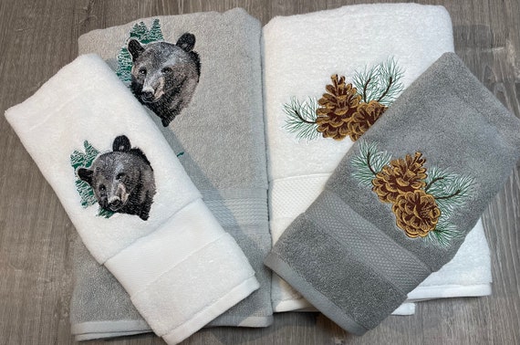 Bear & Pinecones Bath Towels and Hand Towels 