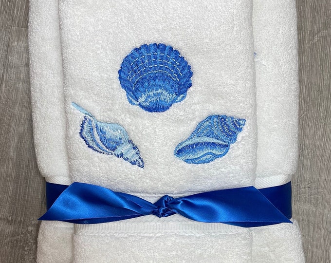Seashell Bath Towels and Hand Towels