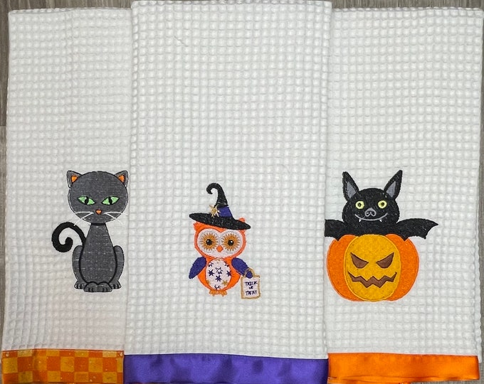 Halloween Owl Kitchen Towel, cat kitchen towel,  pumpkin kitchen towel