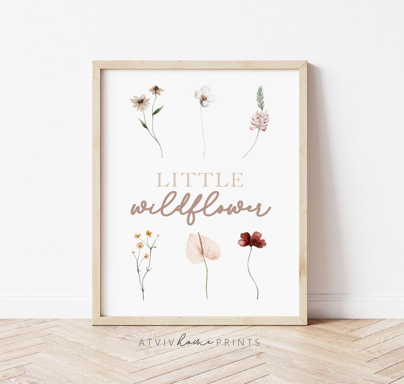 Kleine Wildblumen Druck, in einem Feld mit Rosen ist sie ein Wildblumen Druck, Wildblumen Druck, Mädchen Kinderzimmer Druck, MädchenZimmer Bild 1