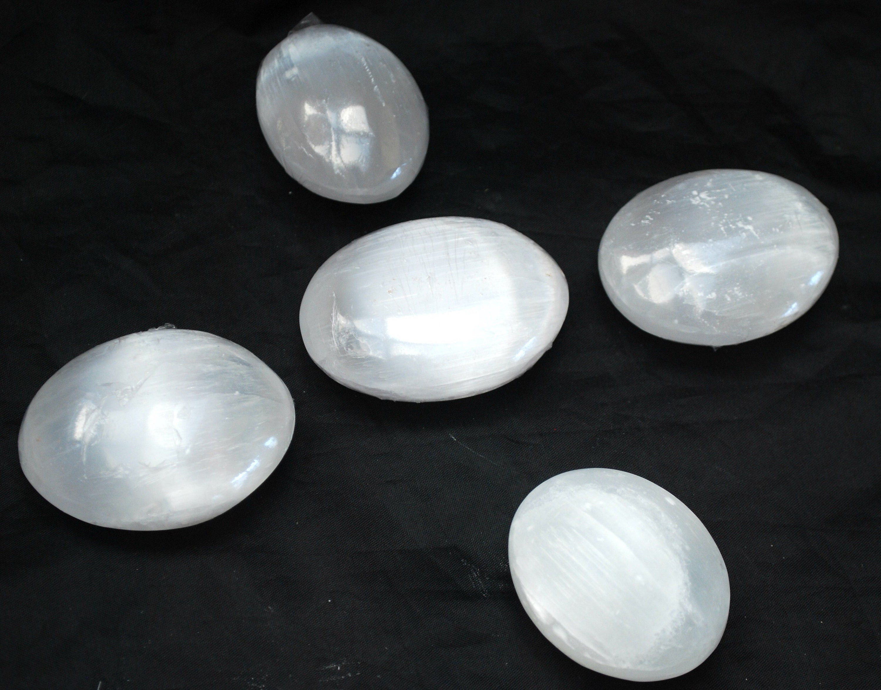 See Wholesale Rates Below CHEAPEST 1 HIGRADE SELENITE PALM STONE 4cm+ £2.50! 