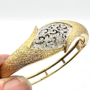 Panetta Bangle - Etsy