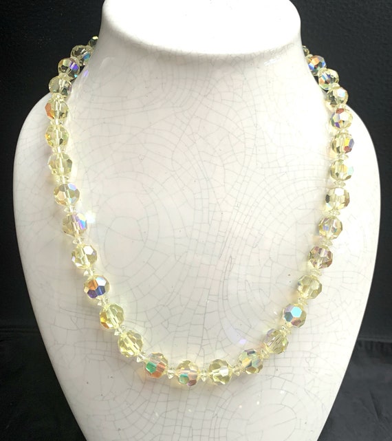 Yellow Crystal bead necklace light Yellow facet cut… Gem