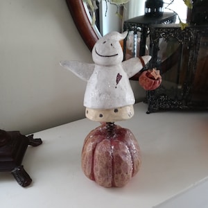 Resin Happy Ghost With Pumpkin