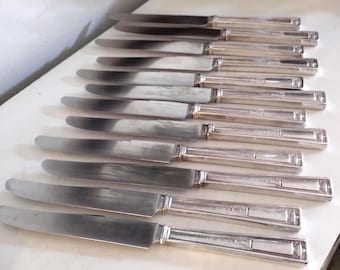 ウォレス・バッキンガムの銀製ナイフ