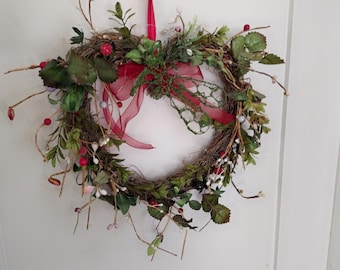 Twig Heart Wreath with Dragon Fly