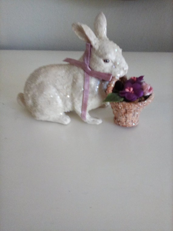 Katherine's Collection Retired Bunny Rabbit Figurine White 