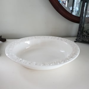Wedgewood Reliëf Queensware Ovale Groente Serveerschaal