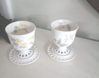 Handbemalte Eierbecher mit Untere Platte