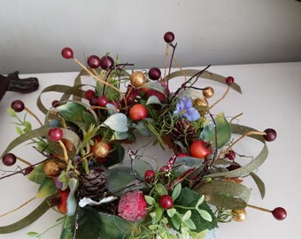 Christmas Candle Wreath with Vintage Berries
