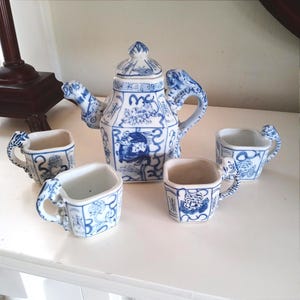 Vintage Chinese  Blue and White Tea Set