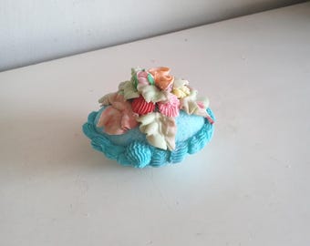 Kleines grün blaues Vollzuckerei