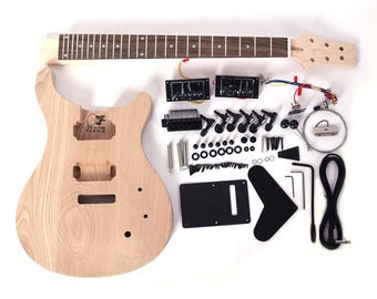 Kit de guitarra eléctrica para armar: trémolo estilo PR / Cuerpo de fresno, mástil de arce, diapasón de palisandro, herrajes negros.