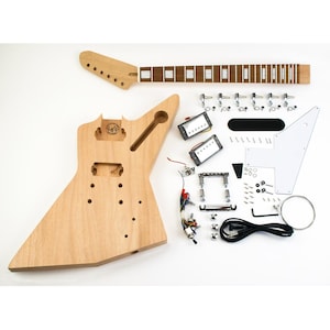 DiY Gitarren Kit - EXP Style - Mahagoni Korpus, Mahagoni Hals - Fortgeschrittene Baustufe - Gitarrenbau-Unterstützung