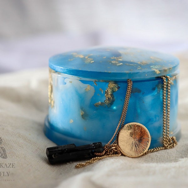 Custom round resin ring box, jewelry box, wedding ring, wedding band box, small storage container