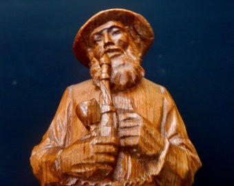 Vintage Wooden Sculptures - Hand Carved Oberammergau Couple in Traditional Alpine Costume  - German Alpine Craft - D134