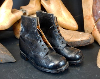 Antique Children's Boots : French  Childs / Boys Boots with Studs - Hob Nail Boots - Studded Antique Boots - KC2/56