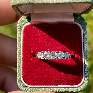 Exquisite Antique Old Cut Diamond Five Stone Ring in 18k Yellow Gold