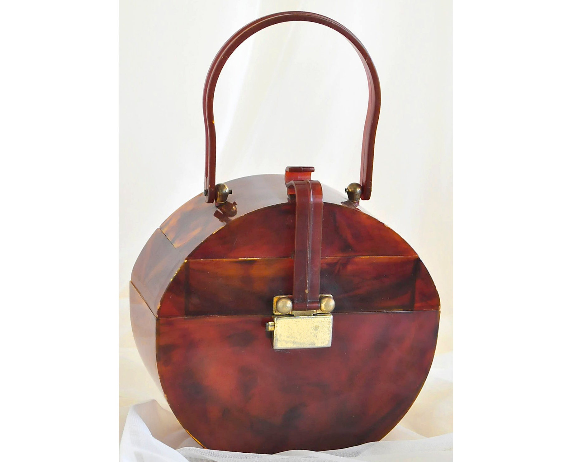 vintage round purse
