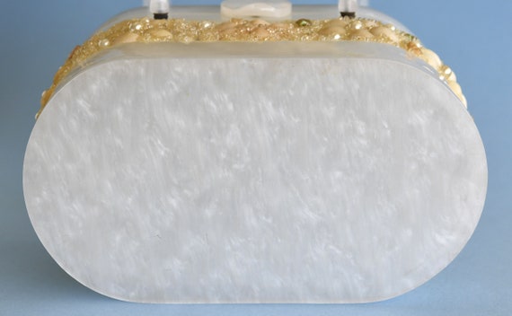 Vintage WHITE PEARLIZED WILARDY Lucite Purse with… - image 4