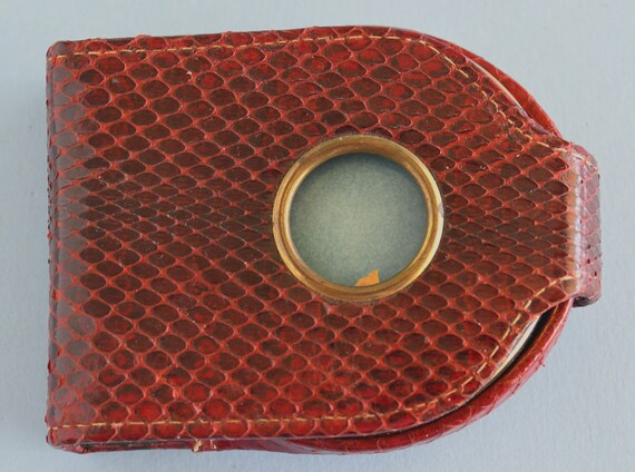 Vintage COTY Gold and Enameled 1940's Powder Comp… - image 3