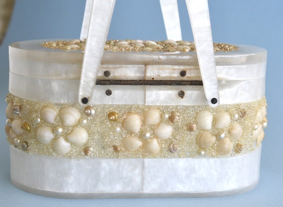 Vintage WHITE PEARLIZED WILARDY Lucite Purse with… - image 5