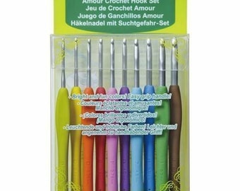 Clover Amour Crochet Hook Set 3672 - 10pc